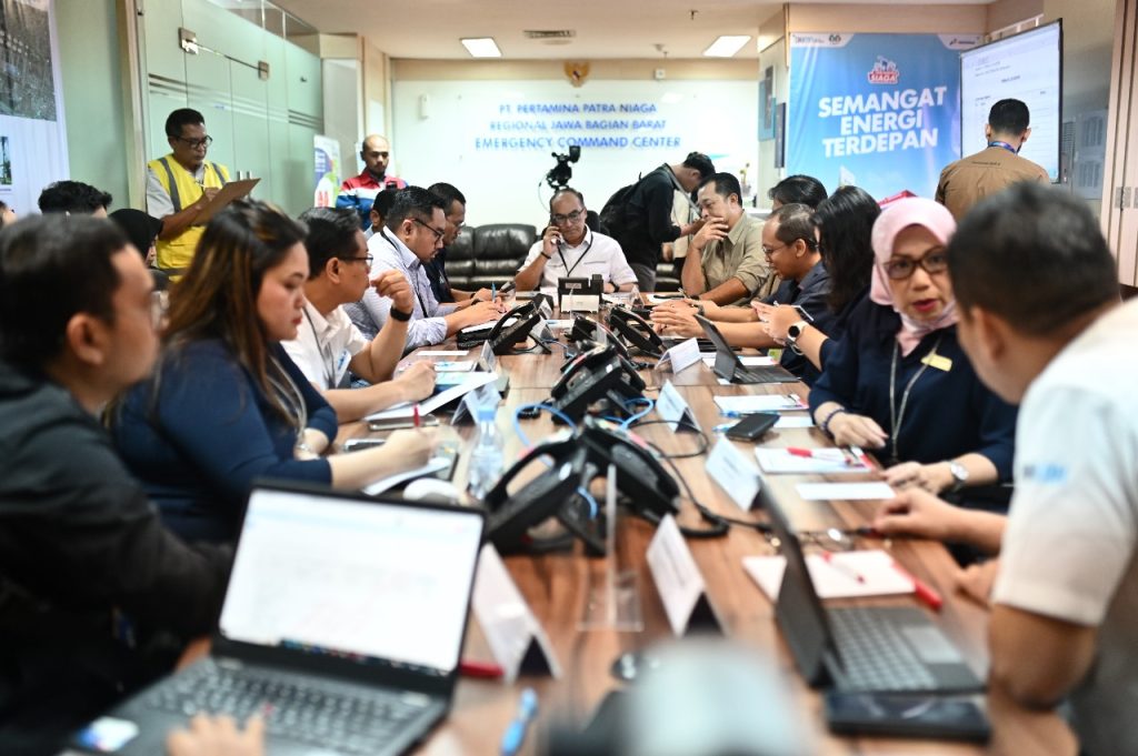 Tingkatkan kewaspadaan, Pertamina Patra Niaga menggelar Simulasi Penanggulangan Keadaan Darurat di Integrated Terminal Jakarta.(ist)