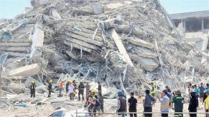 bangunan-yang-runtuh-setelah-gempa-bumi-dahsyat-melanda-myanmar-bagian-tengah-pada-hari-jumat-2832025-reutersann-wang-1743151862971_169