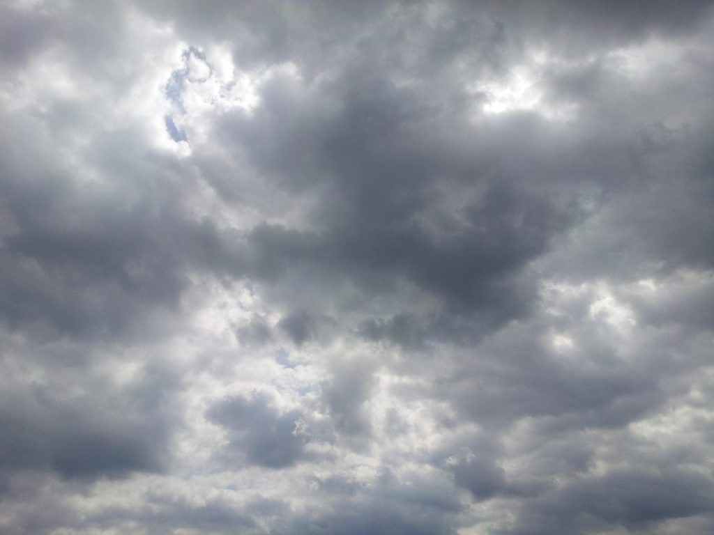 sky-2399449_1280