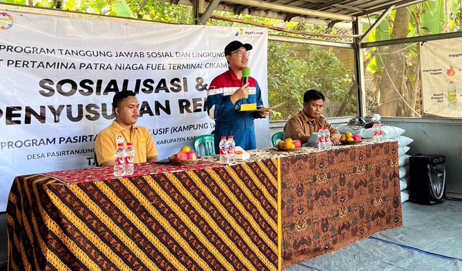 Pertamina Patra Niaga Regional JBB Hadirkan Inovasi Jerami di Karawang