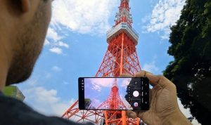 Samsung Galaxy S25 Ultra menjadi partner ideal untuk liburan dengan kehadiran Google Gemini, membuat perencanaan perjalanan lebih cepat, praktis, dan personal. Samsung Galaxy S25 Ultra menjadi partner ideal untuk liburan dengan kehadiran Google Gemini, membuat perencanaan perjalanan lebih cepat, praktis, dan personal.