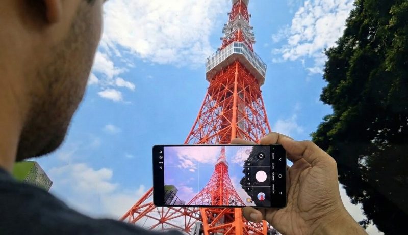 Samsung Galaxy S25 Ultra menjadi partner ideal untuk liburan dengan kehadiran Google Gemini, membuat perencanaan perjalanan lebih cepat, praktis, dan personal.